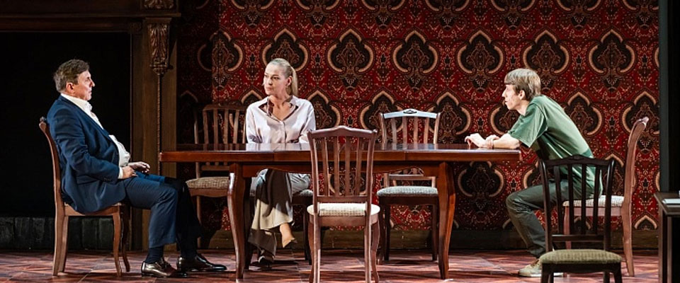 Спектакль Мать. Горькая пьеса